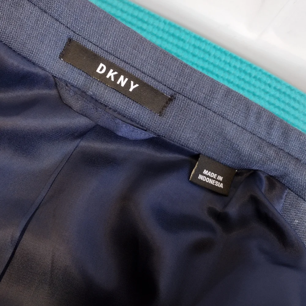 Dkny Men's 100% Wool Natural Stretch Suit Jacket Blue Size 40L